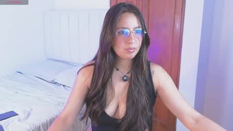 Snapshot of gretta_lane chatting on 06-04-26, 02:23 Jenny online show from 06-04-26, 02:23