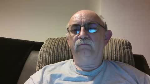 Snapshot of grey_dom chatting on 09-30-25, 11:10 Master  Sir online show from 09-30-25, 11:10