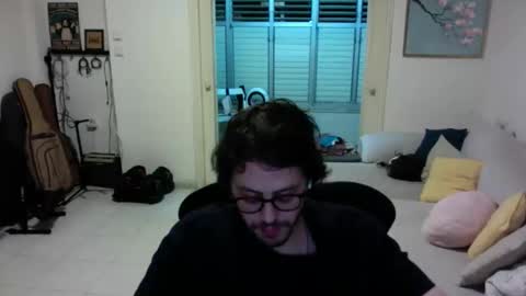 Snapshot of grey_uchi chatting on 05-08-26, 11:32 grey_uchi online show from 05-08-26, 11:32