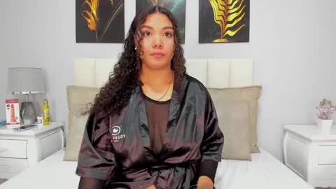 Marii online show from 01-19-25, 12:17