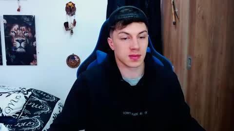 Snapshot of griego01 chatting on 12-04-24, 06:50 griego01 online show from 12-04-24, 06:50