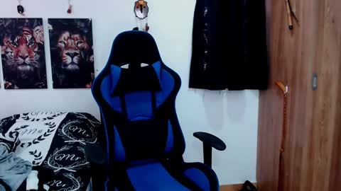 Snapshot of griego01 chatting on 12-06-24, 08:29 griego01 online show from 12-06-24, 08:29