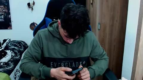 Snapshot of griego01 chatting on 12-10-24, 03:30 griego01 online show from 12-10-24, 03:30