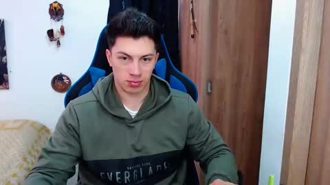 Snapshot of griego01 chatting on 12-13-24, 07:10 griego01 online show from 12-13-24, 07:10