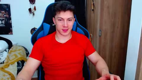 Snapshot of griego01 chatting on 01-04-25, 02:46 griego01 online show from 01-04-25, 02:46