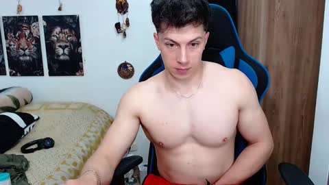 Snapshot of griego01 chatting on 01-21-25, 10:19 griego01 online show from 01-21-25, 10:19