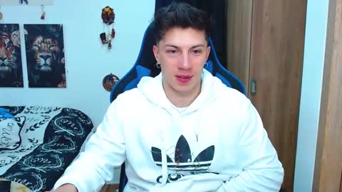 Snapshot of griego01 chatting on 01-23-25, 05:35 griego01 online show from 01-23-25, 05:35