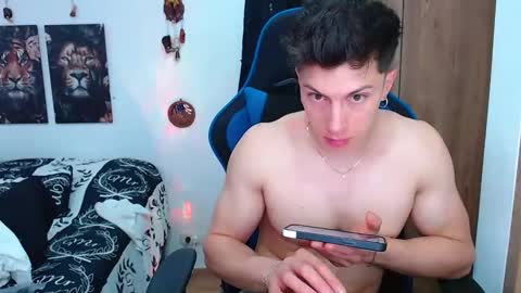 Snapshot of griego01 chatting on 01-23-25, 08:13 griego01 online show from 01-23-25, 08:13