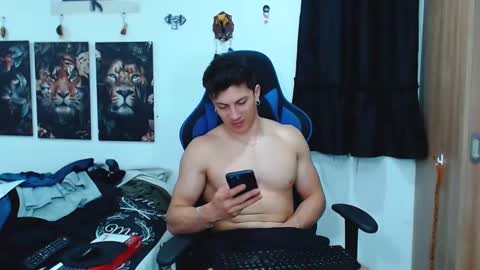 Snapshot of griego01 chatting on 02-25-25, 06:03 griego01 online show from 02-25-25, 06:03