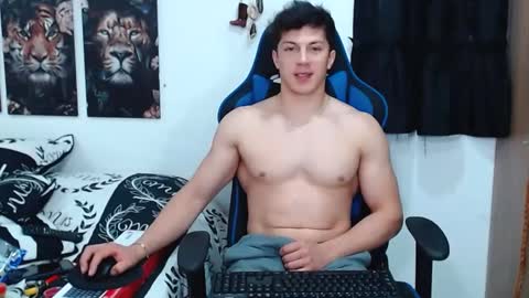 Snapshot of griego01 chatting on 03-05-25, 09:37 griego01 online show from 03-05-25, 09:37