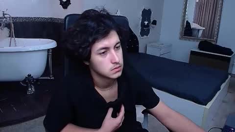 Snapshot of griffindane chatting on 02-06-26, 05:34 GriffinDane online show from 02-06-26, 05:34