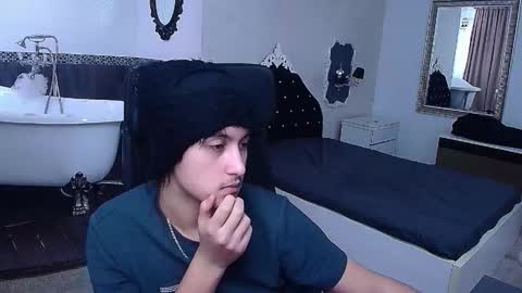 Snapshot of griffindane chatting on 02-20-26, 06:19 GriffinDane online show from 02-20-26, 06:19