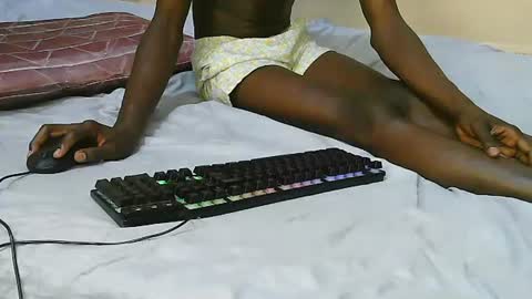 grillzhotz online show from 07-06-26, 07:38