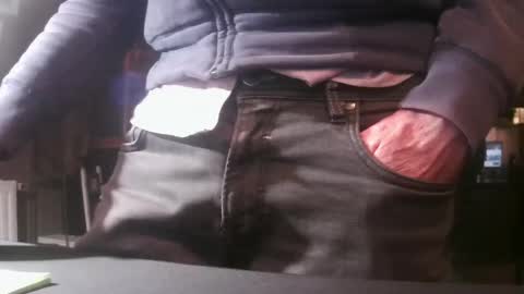 Snapshot of grimbergen123 chatting on 04-21-26, 08:23 Grim online show from 04-21-26, 08:23