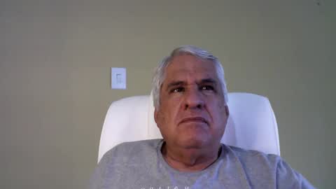 grisa01 online show from 02-02-25, 05:04