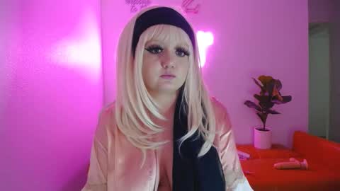 Snapshot of groovynights chatting on 01-25-25, 04:56 daphne online show from 01-25-25, 04:56