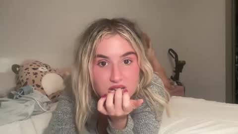 grrlgod online show from 02-17-25, 12:32