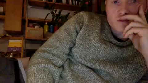Snapshot of gruendamien chatting on 01-26-25, 02:45 gruendamien online show from 01-26-25, 02:45