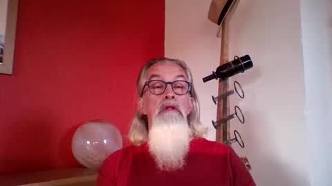 Grybear online show from 10-27-25, 07:01