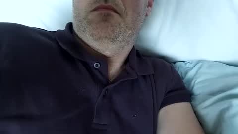 Snapshot of grzegorz34 chatting on 02-09-25, 02:40 Greg online show from 02-09-25, 02:40