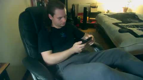 Gizzy online show from 11-23-25, 07:57