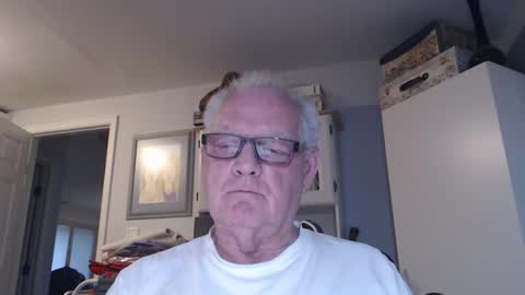 Snapshot of gspotlover1 chatting on 05-30-26, 11:29 Horny Daddy online show from 05-30-26, 11:29