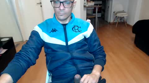 Snapshot of guachin_new chatting on 08-04-26, 03:10 guachin_new online show from 08-04-26, 03:10
