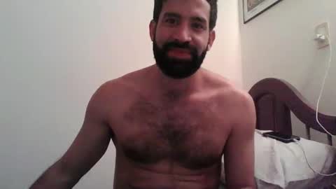 Snapshot of guarani2025 chatting on 10-16-25, 02:01 Guarani Hunter online show from 10-16-25, 02:01