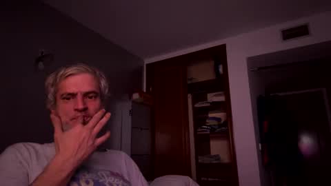 Snapshot of guardiannif_ chatting on 01-25-25, 12:17 guardiannif_ online show from 01-25-25, 12:17