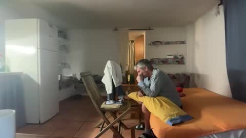 guardiannif_ online show from 02-09-26, 10:14