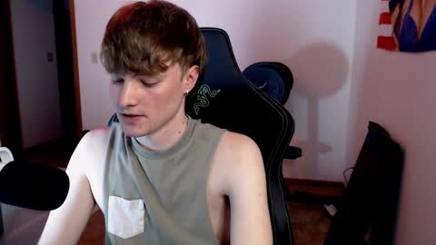 Snapshot of gucciboi4 chatting on 01-19-25, 04:22 gucciboi4 online show from 01-19-25, 04:22