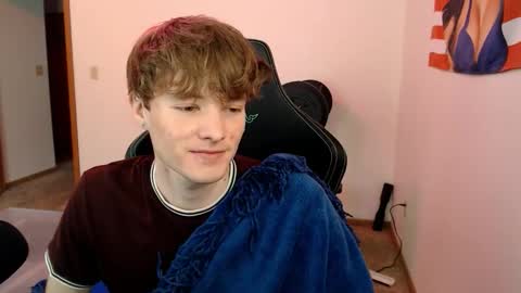 Snapshot of gucciboi4 chatting on 11-20-25, 05:01 gucciboi4 online show from 11-20-25, 05:01