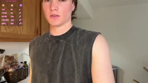 Snapshot of gucciboi4 chatting on 08-08-26, 03:36 gucciboi4 online show from 08-08-26, 03:36