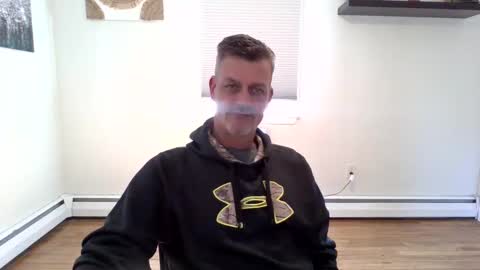 Snapshot of gudguy2025 chatting on 10-10-25, 03:22 gudguy2025 online show from 10-10-25, 03:22