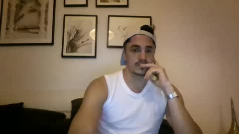 Snapshot of guerillatequilla chatting on 12-30-24, 06:49 guerillatequilla online show from 12-30-24, 06:49