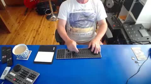 Snapshot of guesswhatigot2 chatting on 12-16-24, 08:09 guesswhatigot2 online show from 12-16-24, 08:09