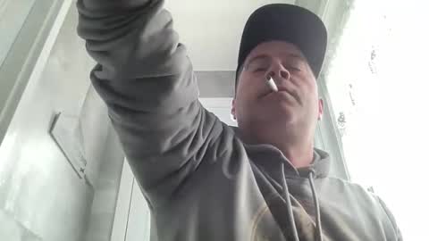 Snapshot of guil0 chatting on 03-31-26, 05:35 guil0 online show from 03-31-26, 05:35
