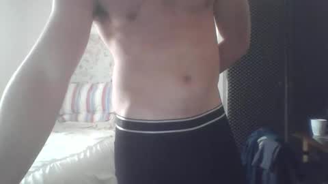 Snapshot of guillermoglandegrande chatting on 04-11-26, 04:22 guillermoglandegrande online show from 04-11-26, 04:22