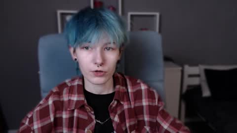 guitarandangell online show from 10-27-25, 03:10