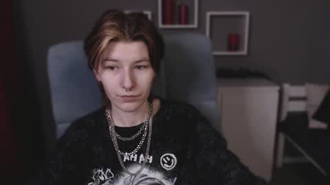 guitarandangell online show from 01-13-26, 06:40