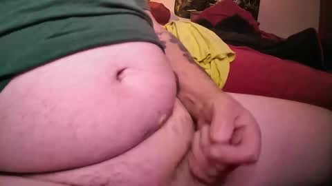 Snapshot of guitarmam7734 chatting on 01-07-25, 01:06 tommy online show from 01-07-25, 01:06