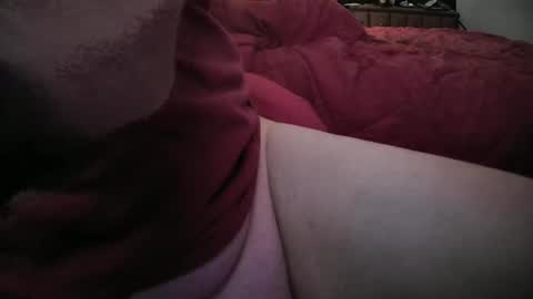 Snapshot of guitarmam7734 chatting on 01-24-25, 01:47 tommy online show from 01-24-25, 01:47