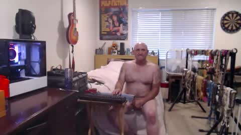 Mario online show from 10-19-25, 03:56