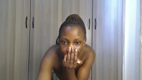 Miss Incredible online show from 04-14-26, 11:05