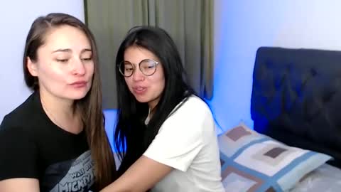 Vane blonde and Hazell black hair online show from 12-17-24, 09:38