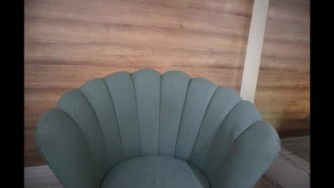 gummyluv online show from 12-14-25, 06:01