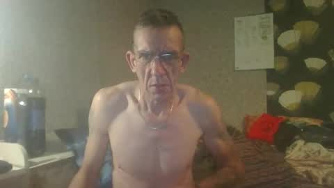 Snapshot of gunik633925 chatting on 09-27-25, 06:18 gunik633925 online show from 09-27-25, 06:18