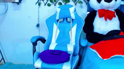 Hakim online show from 11-18-25, 05:17