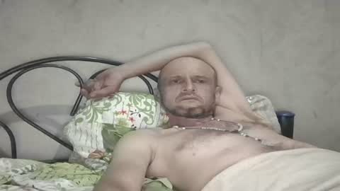 gus7894 online show from 03-25-26, 03:01