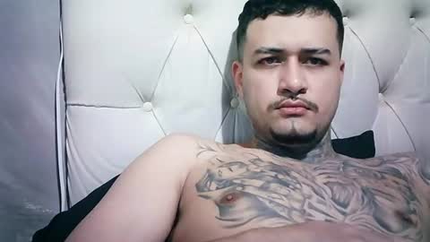 gustavo942493 online show from 07-17-26, 05:03